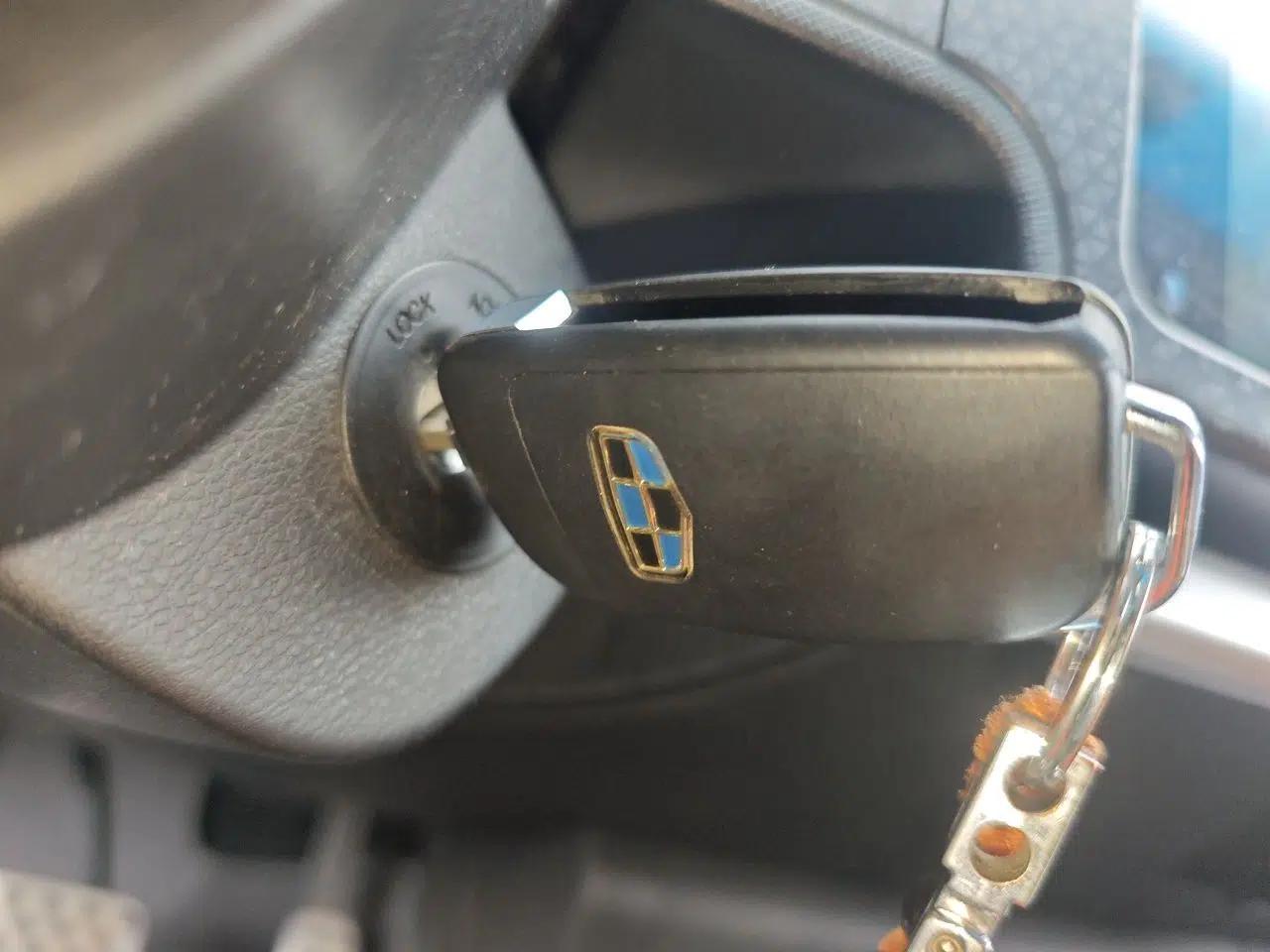 Geely Auto Vision X1 2017 1.3L Automatic Player Edition — миниатюра 17