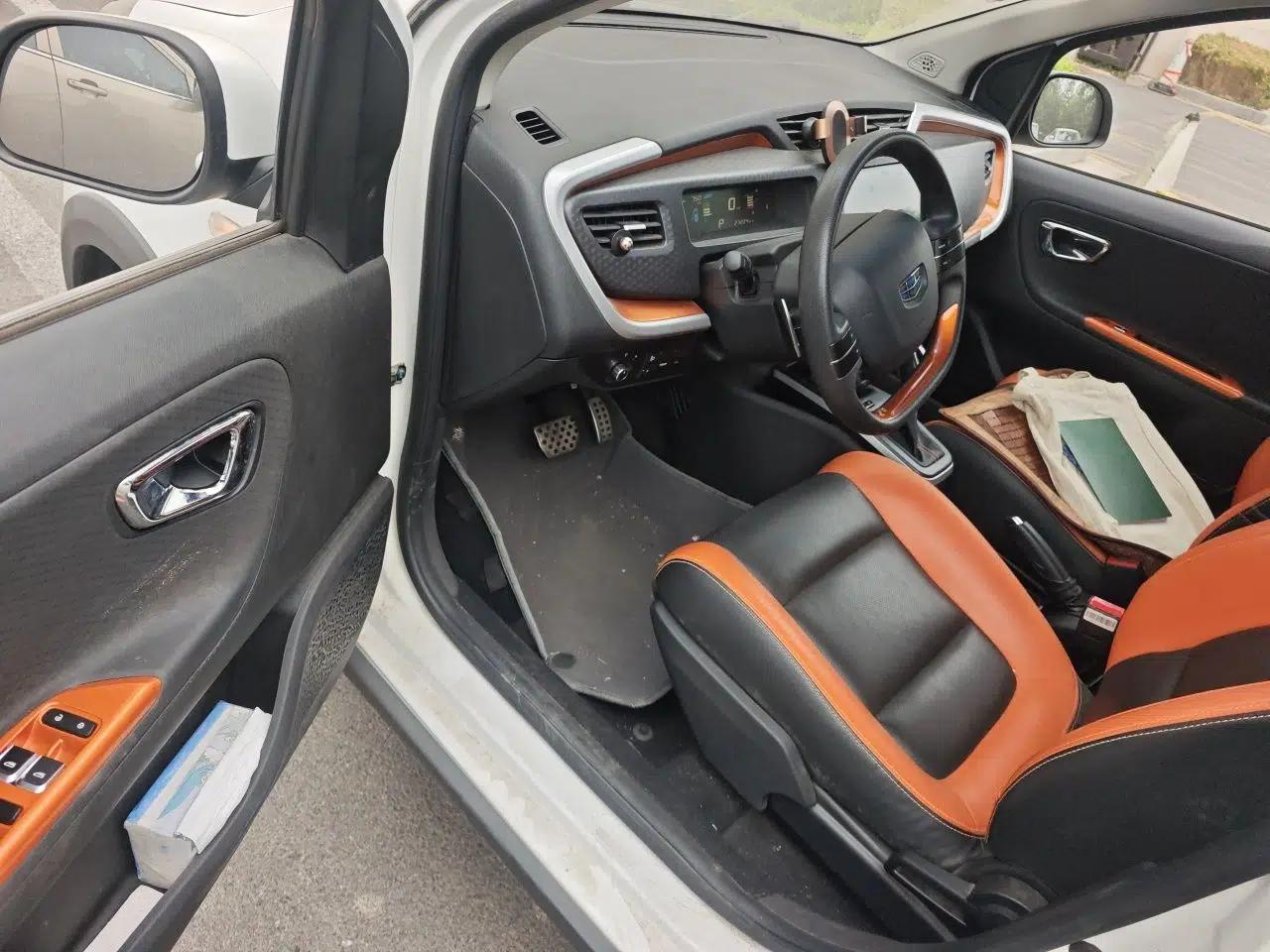 Geely Auto Vision X1 2017 1.3L Automatic Player Edition — миниатюра 19