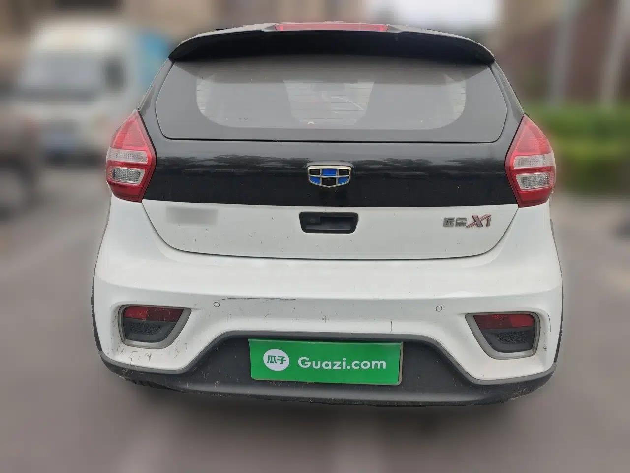 Geely Auto Vision X1 2017 1.3L Automatic Player Edition — миниатюра 5
