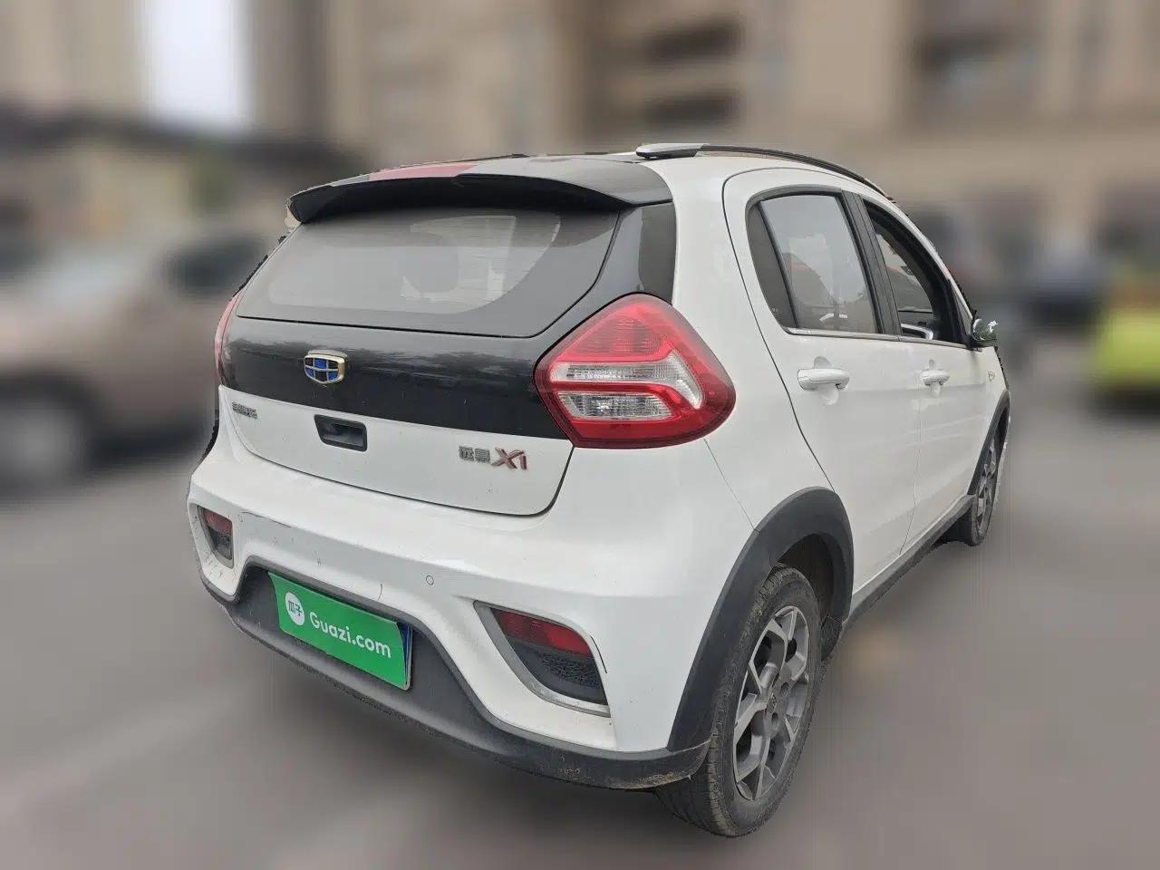 Geely Auto Vision X1 2017 1.3L Automatic Player Edition — миниатюра 6