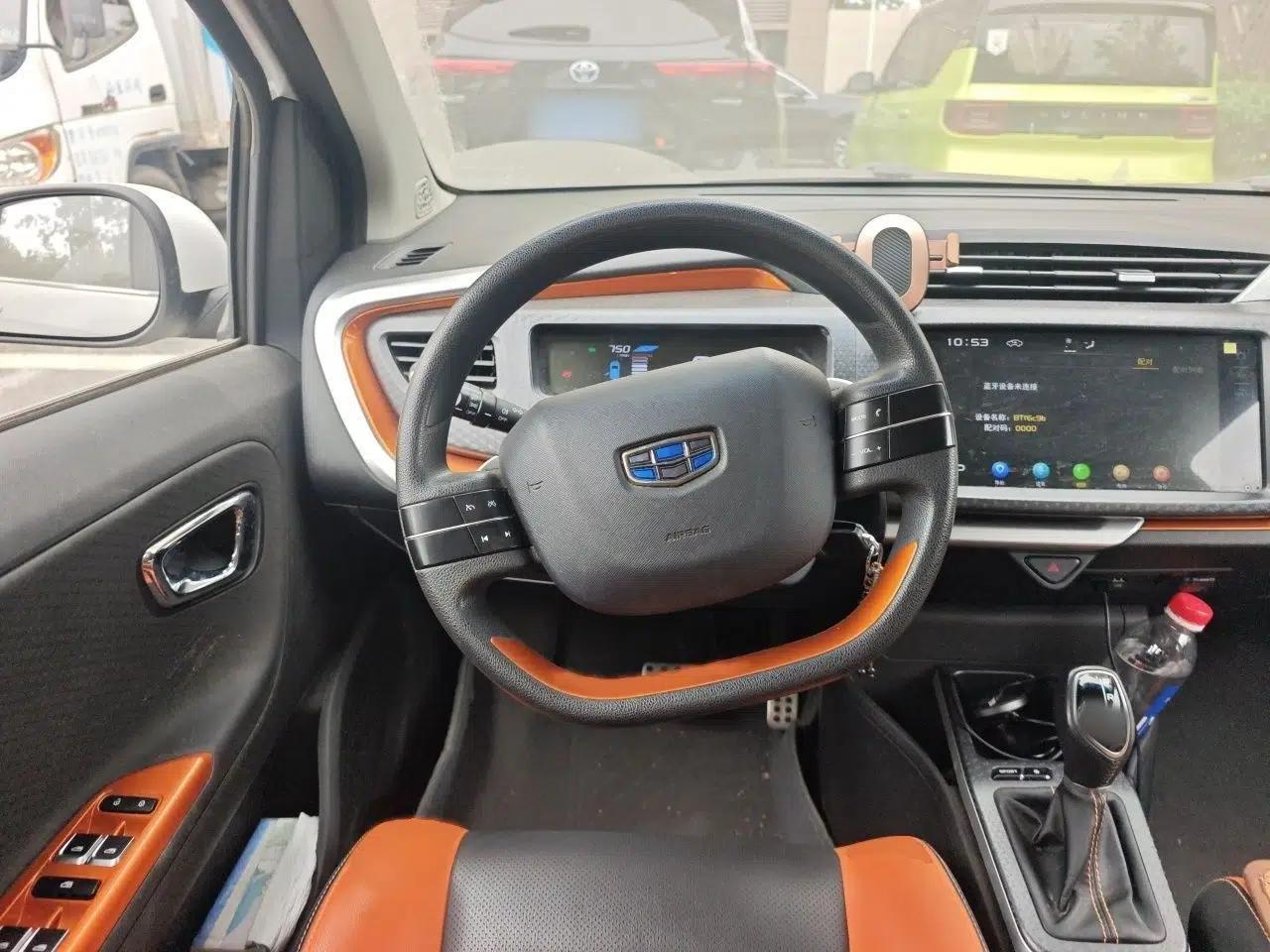 Geely Auto Vision X1 2017 1.3L Automatic Player Edition — миниатюра 9