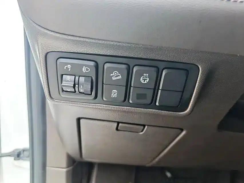 Beijing BJ60 2022 2.0T Eleventh Edition, Five-Seater — миниатюра 5
