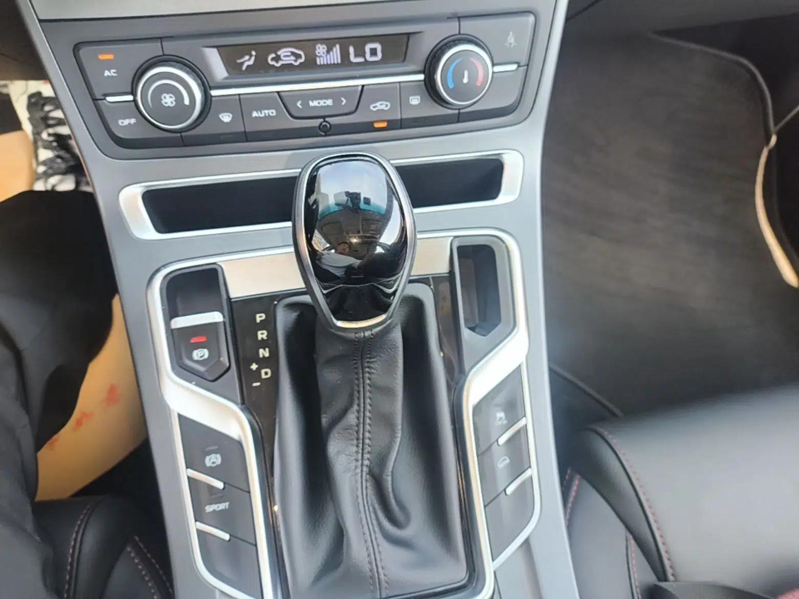 Geely Auto Vision S1 2019 Upgraded Model 1.5L CVT Luxury Version — миниатюра 17