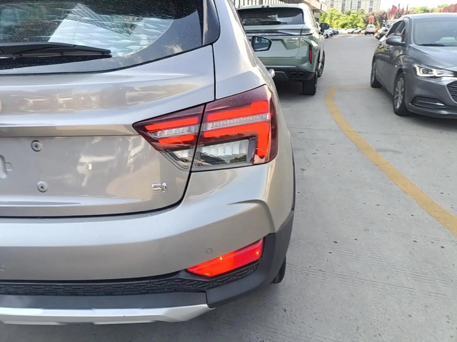 Geely Auto Vision S1 2019 Upgraded Model 1.5L CVT Luxury Version — миниатюра 7