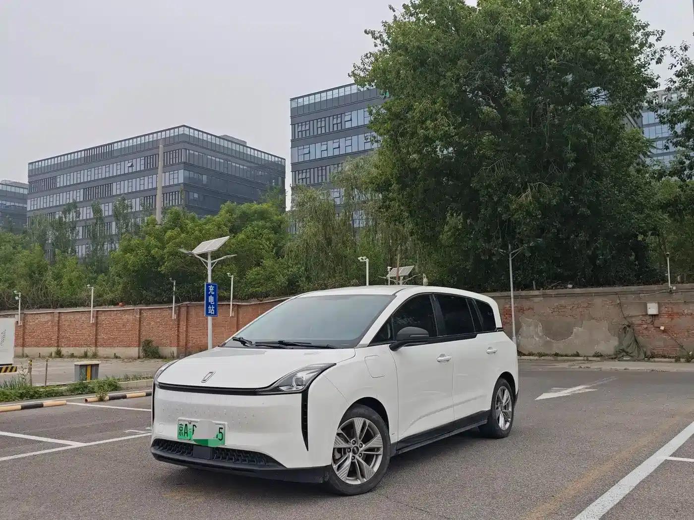 Bestune NAT 2022 Smart Travel Edition 100kW — миниатюра 1