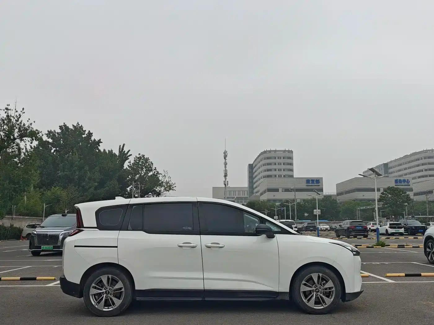 Bestune NAT 2022 Smart Travel Edition 100kW — миниатюра 4