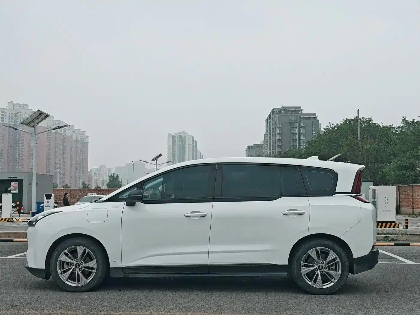 Bestune NAT 2022 Smart Travel Edition 100kW — миниатюра 5