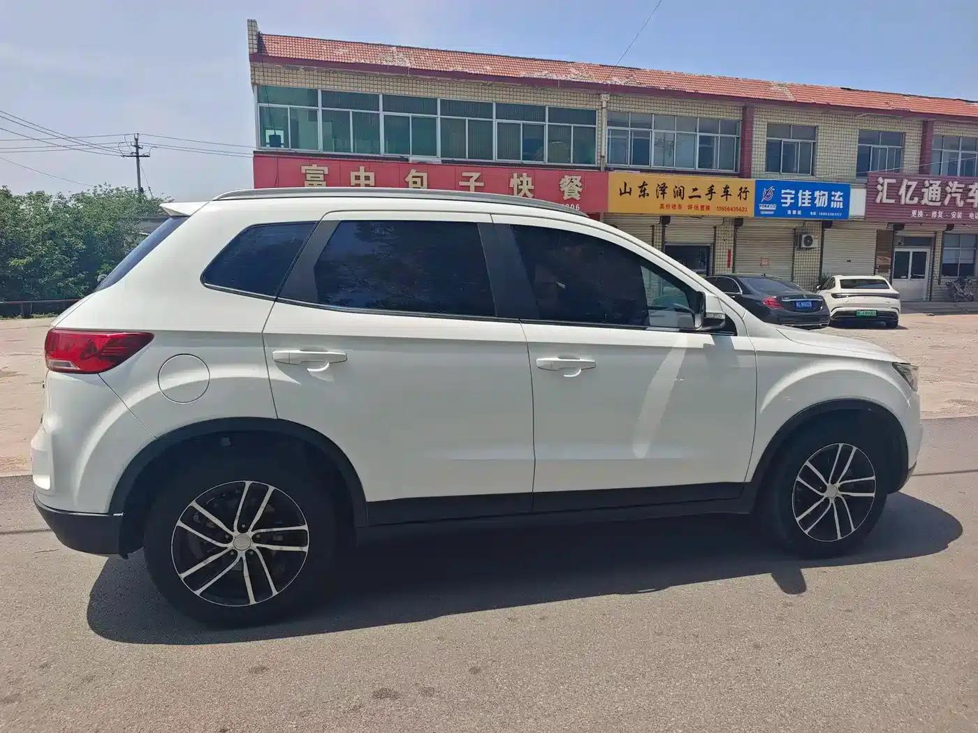 Bestune X40 2018 Popular Edition 1.6L Automatic Luxury — миниатюра 5