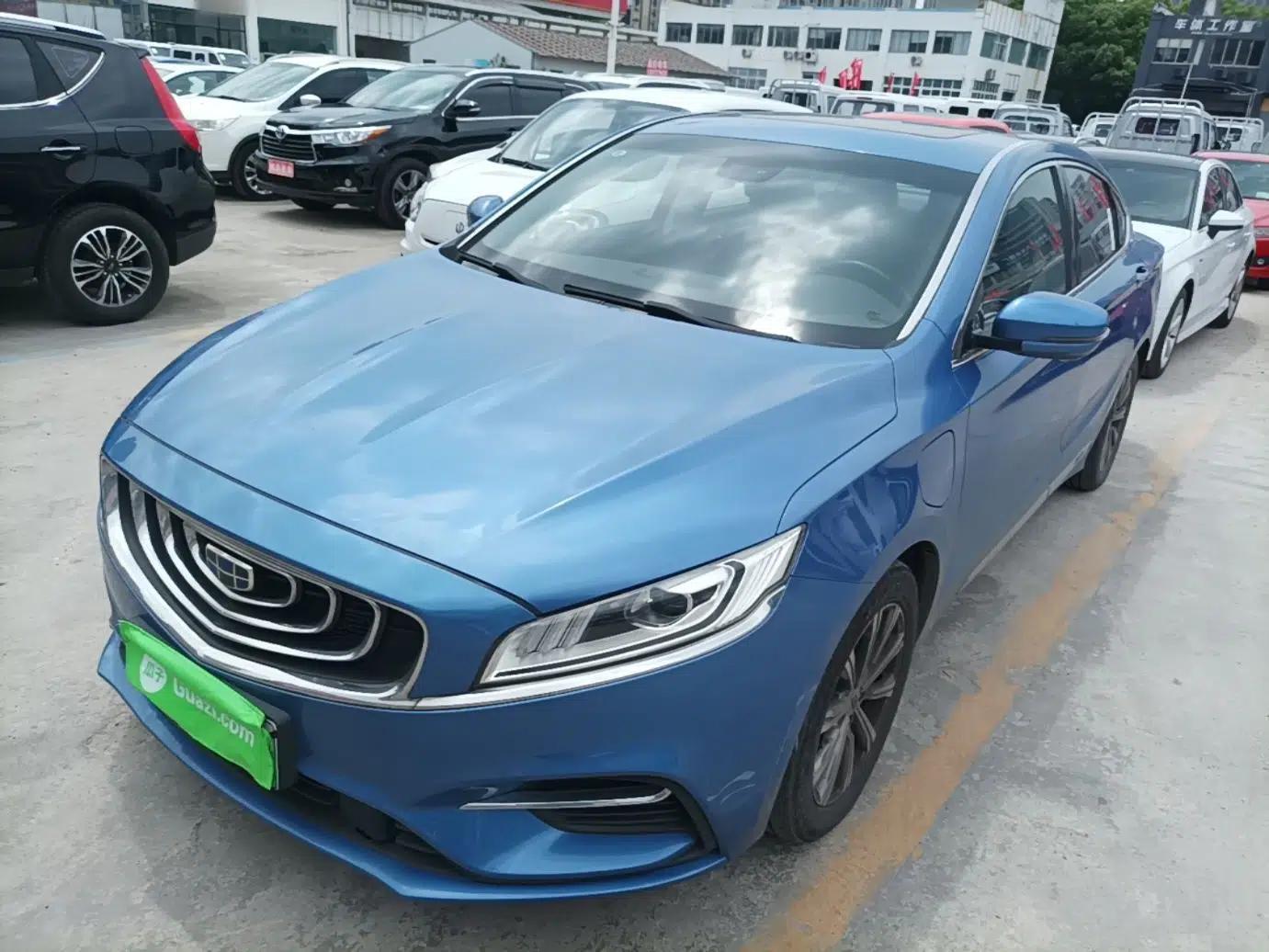 Geely Auto Emgrand GT New Energy 2018 1.5T PHEV Yaoyue Edition — миниатюра 1