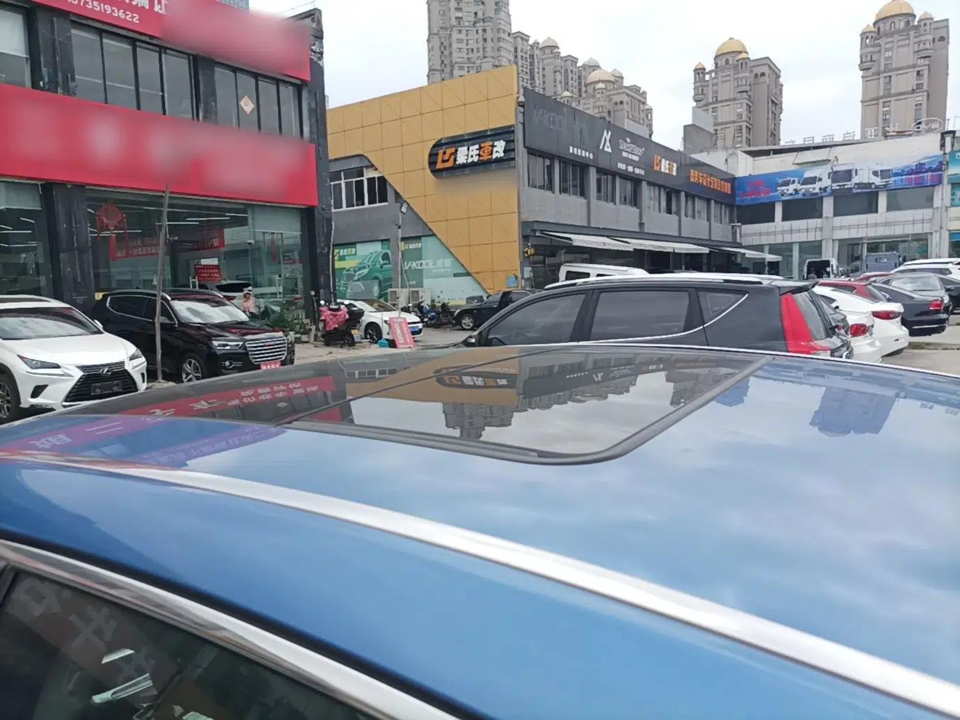 Geely Auto Emgrand GT New Energy 2018 1.5T PHEV Yaoyue Edition — миниатюра 11
