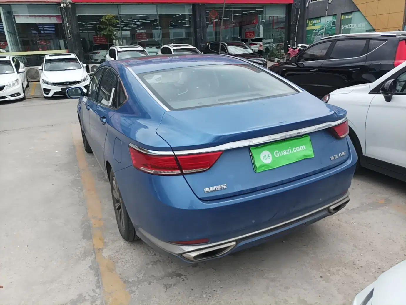 Geely Auto Emgrand GT New Energy 2018 1.5T PHEV Yaoyue Edition — миниатюра 4