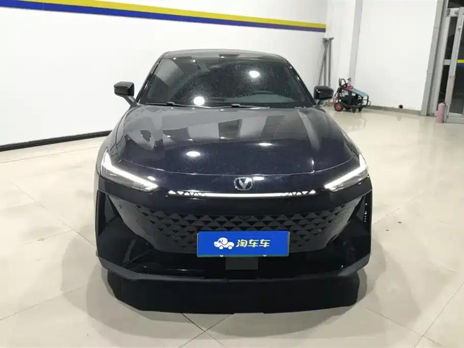 Changan UNI-V Smart Electric iDD 2024 Model Blue Whale Smart Electric iDD 136km Premium Edition — миниатюра 2