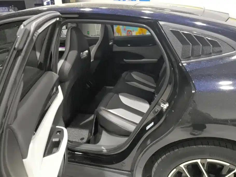 Changan UNI-V Smart Electric iDD 2024 Model Blue Whale Smart Electric iDD 136km Premium Edition — миниатюра 11
