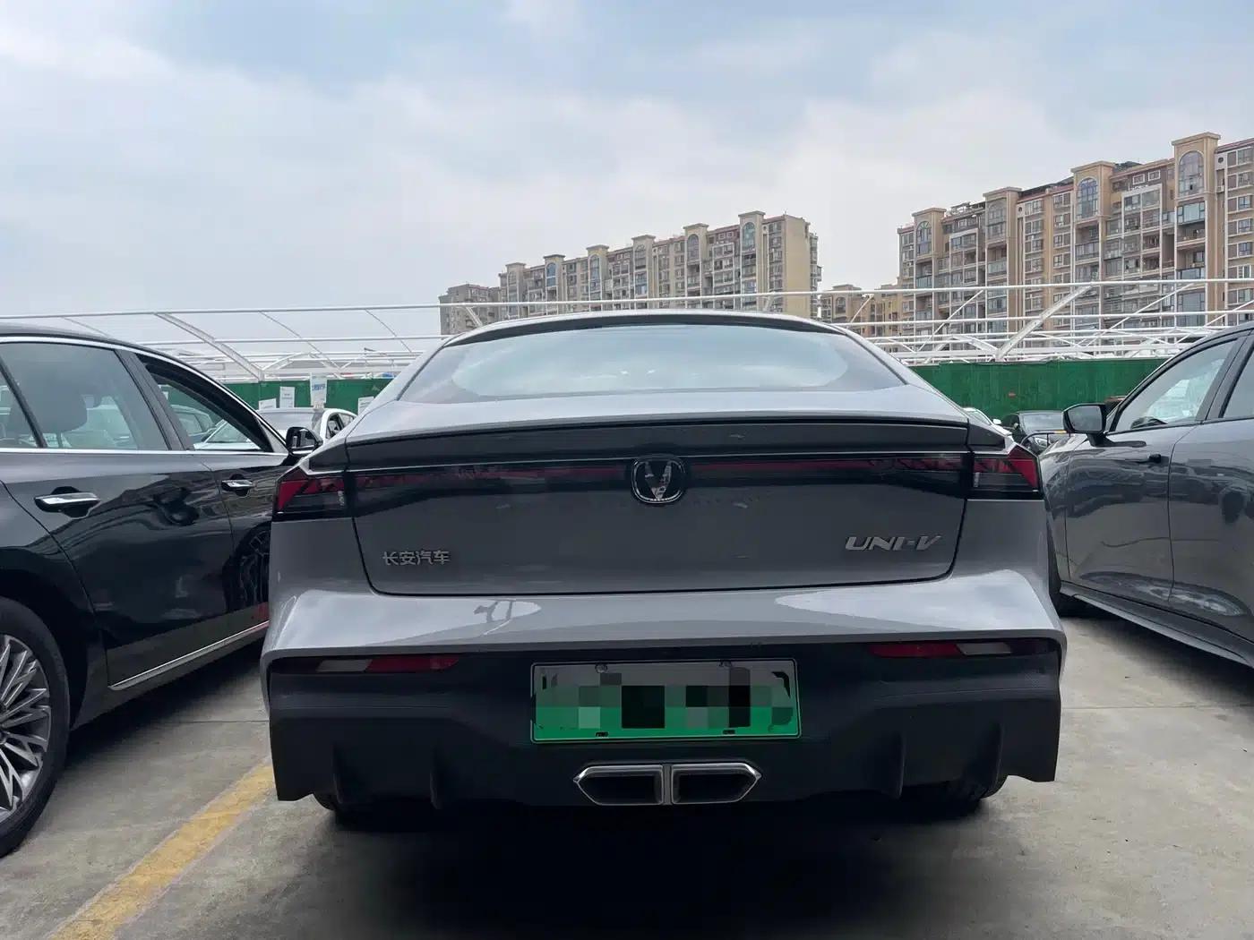 Changan UNI-V Smart Electric iDD 2024 Model, Blue Whale Smart Electric iDD, 136km/h, Smart Fun Edition — миниатюра 14
