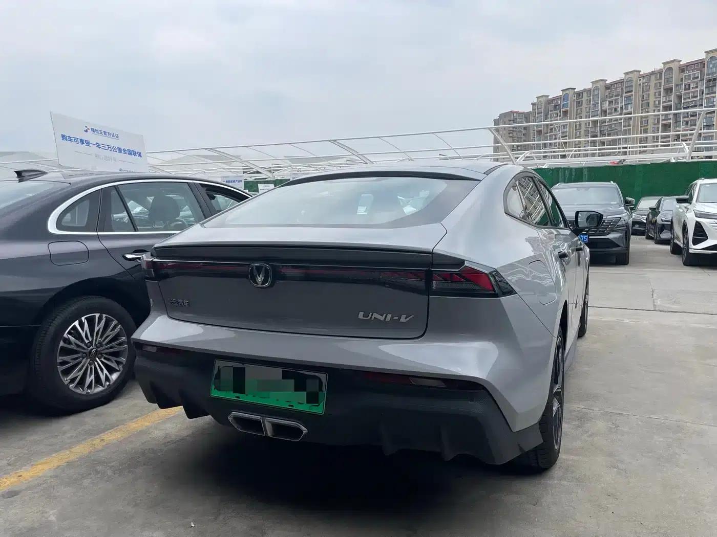 Changan UNI-V Smart Electric iDD 2024 Model, Blue Whale Smart Electric iDD, 136km/h, Smart Fun Edition — миниатюра 15