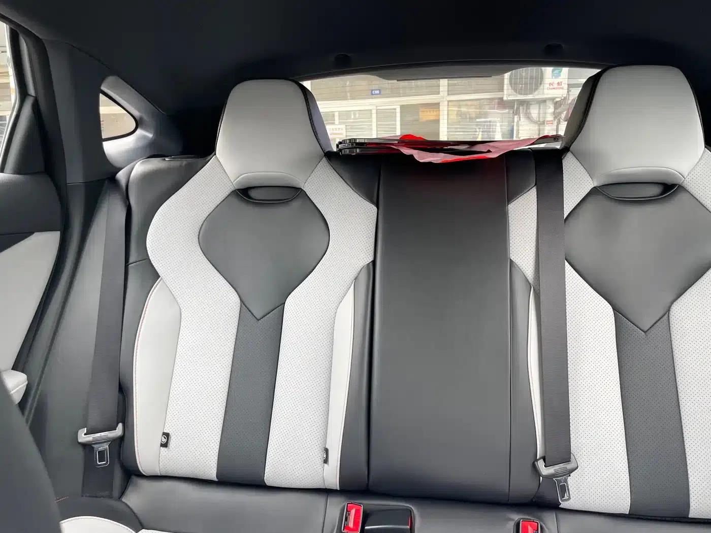 Changan UNI-V Smart Electric iDD 2024 Model, Blue Whale Smart Electric iDD, 136km/h, Smart Fun Edition — миниатюра 6
