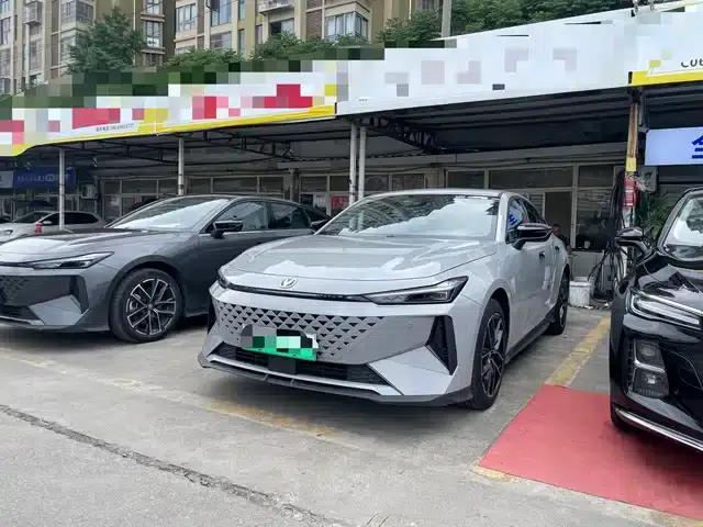 Changan UNI-V Smart Electric iDD 2024 Model, Blue Whale Smart Electric iDD, 136km/h, Smart Fun Edition