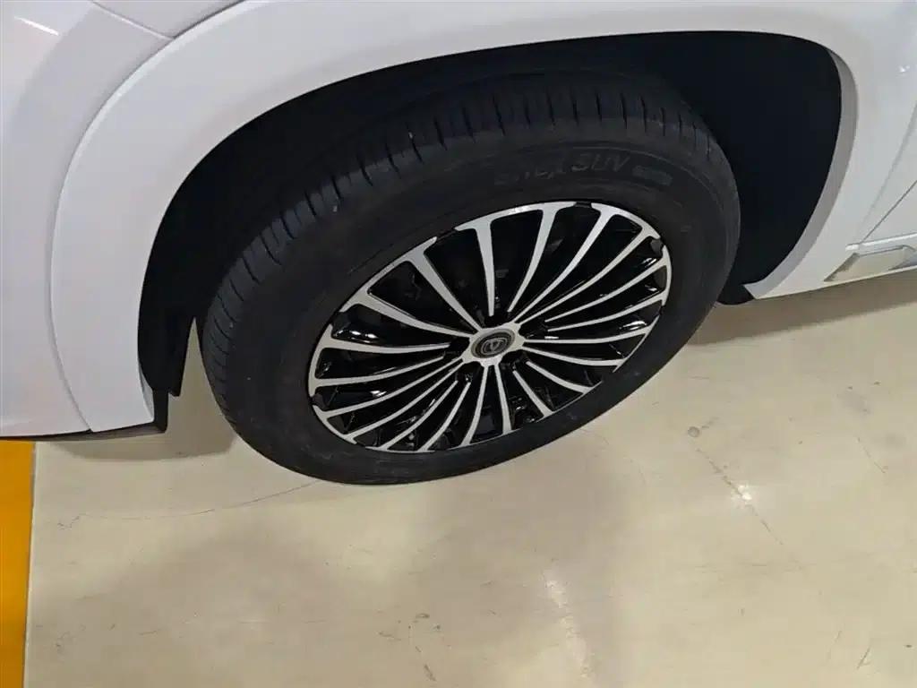 Changan CS95 2019 2.0T 4WD Luxury Edition — миниатюра 23