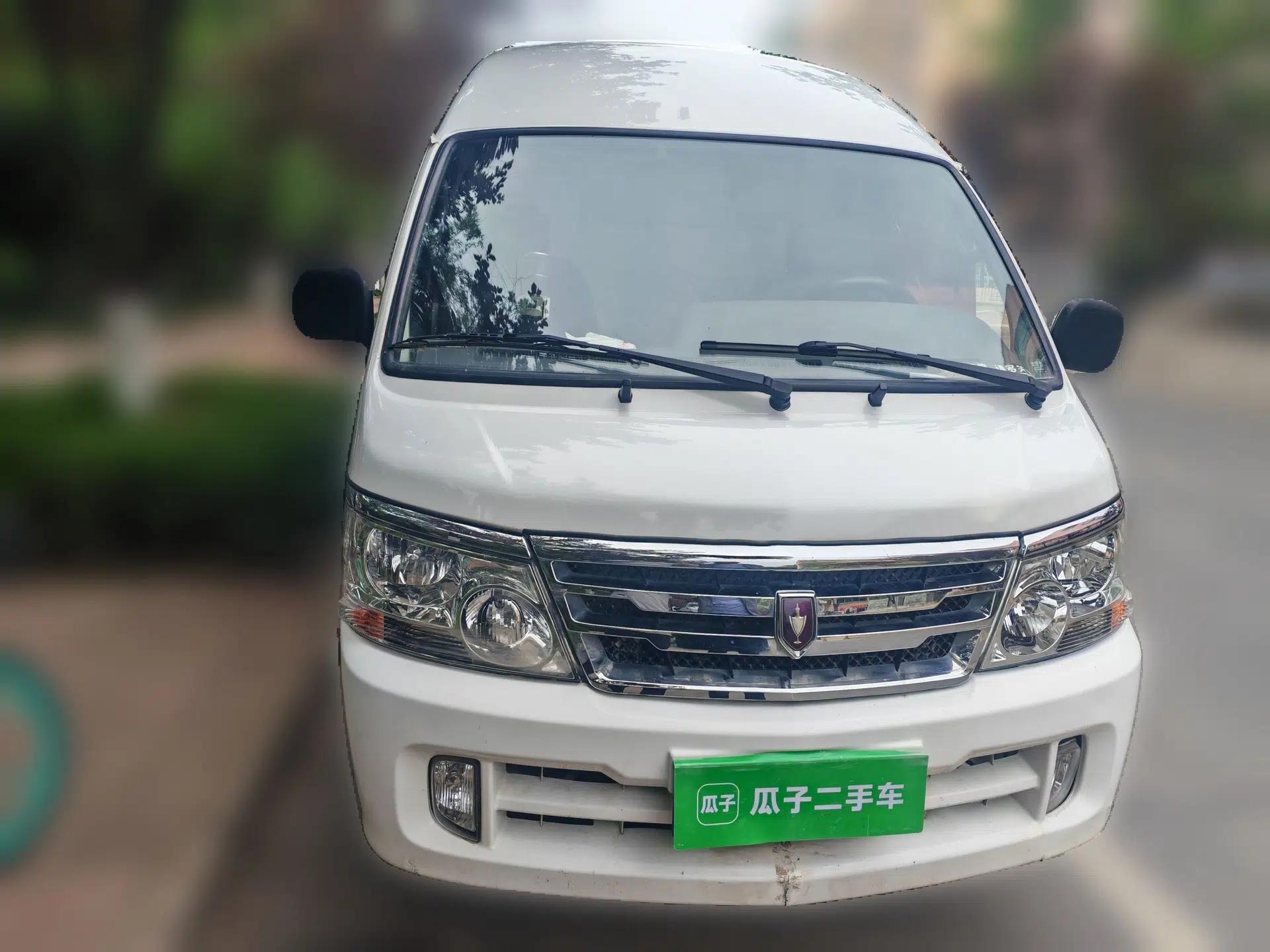 Jinbei Hiace 2018 2.0L Fifth-Generation Box Truck Standard Roof 2 Seats 4G21C — миниатюра 2