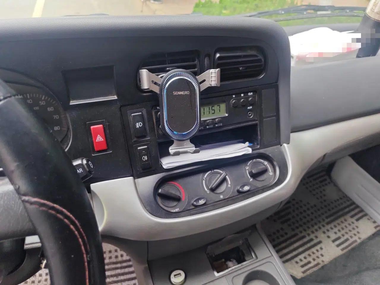 Jinbei Hiace 2018 2.0L Fifth-Generation Box Truck Standard Roof 2 Seats 4G21C — миниатюра 14