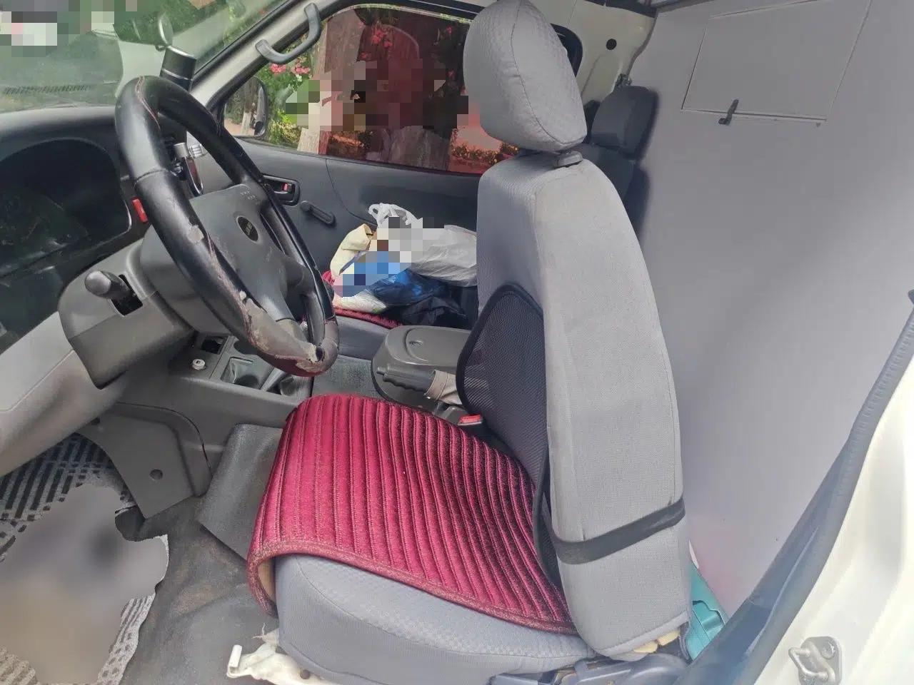 Jinbei Hiace 2018 2.0L Fifth-Generation Box Truck Standard Roof 2 Seats 4G21C — миниатюра 18