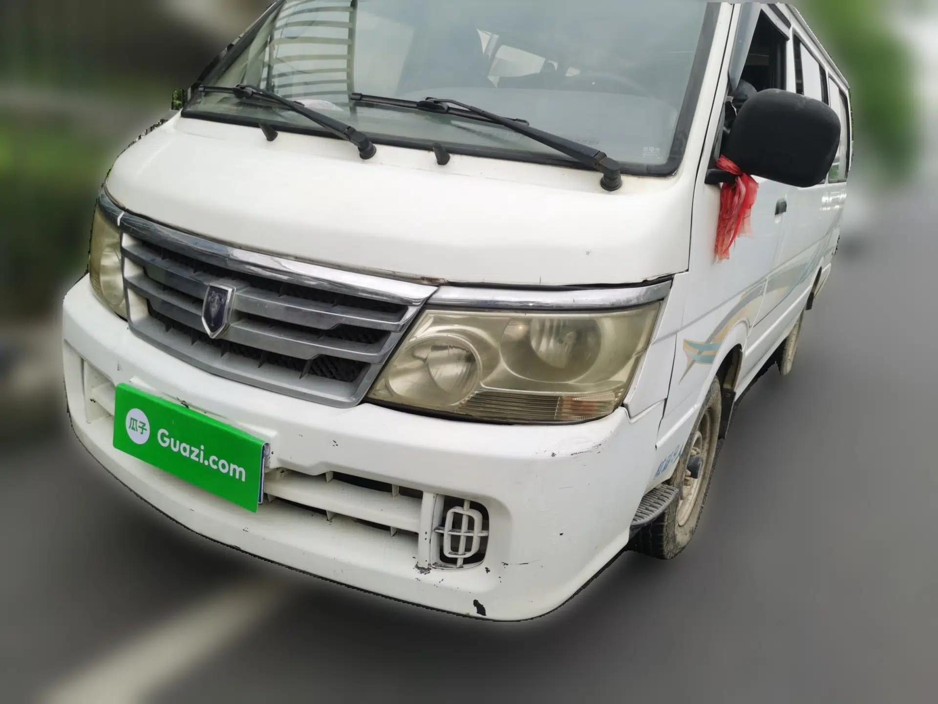 Jinbei Hiace 2011 2.0L 5th Generation Kuaiyunwang Luxury Edition 4G19 — миниатюра 1