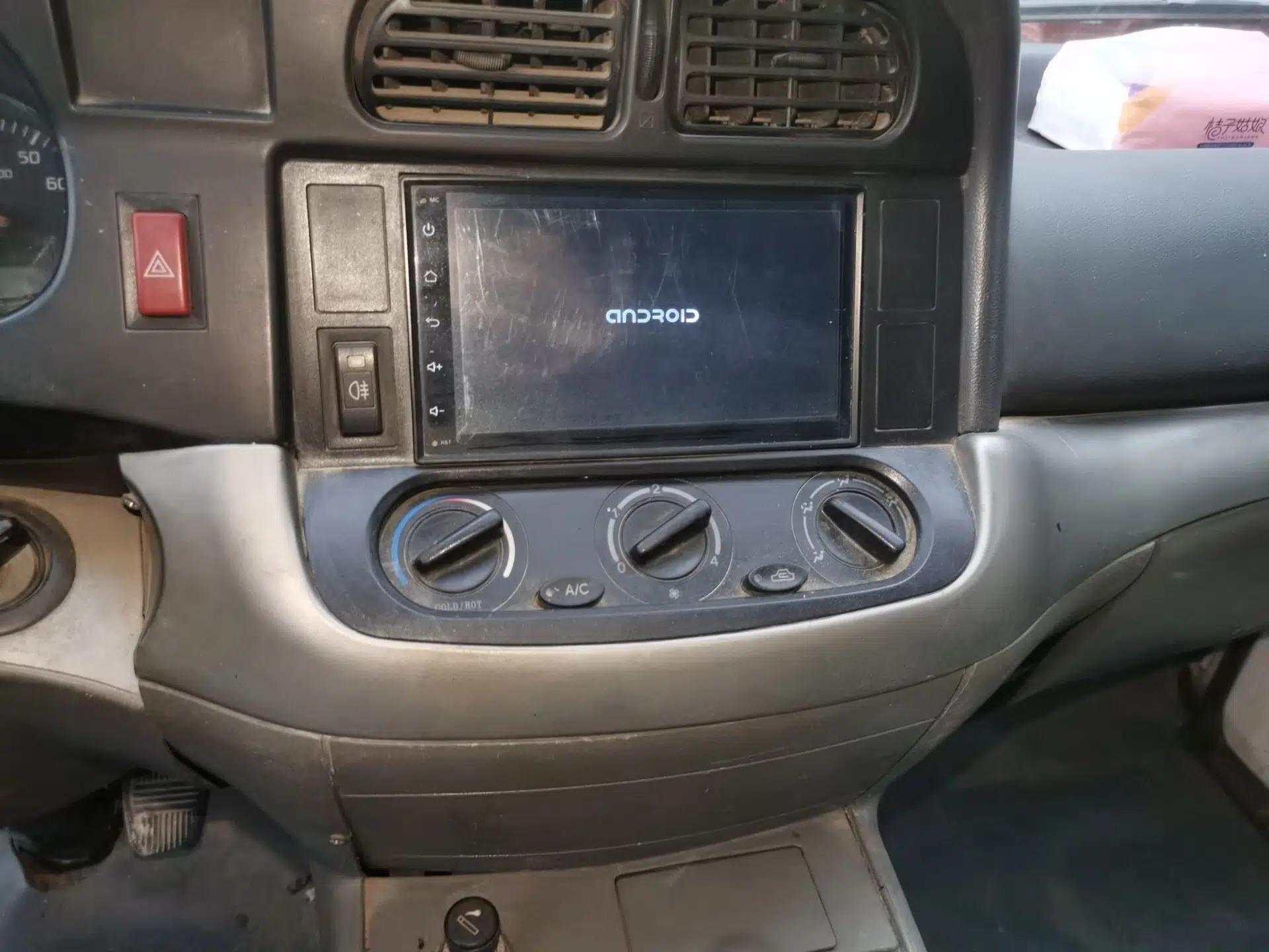 Jinbei Hiace 2011 2.0L 5th Generation Kuaiyunwang Luxury Edition 4G19 — миниатюра 14