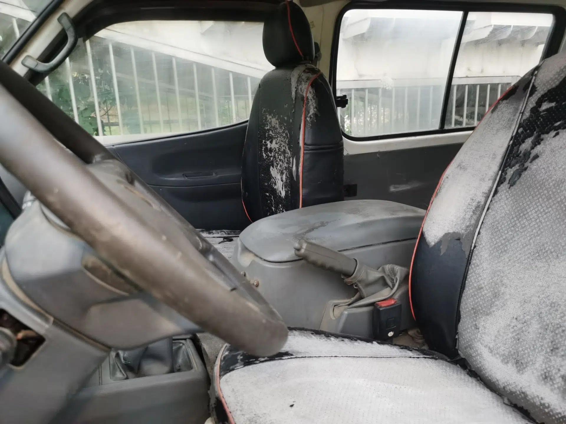 Jinbei Hiace 2011 2.0L 5th Generation Kuaiyunwang Luxury Edition 4G19 — миниатюра 16