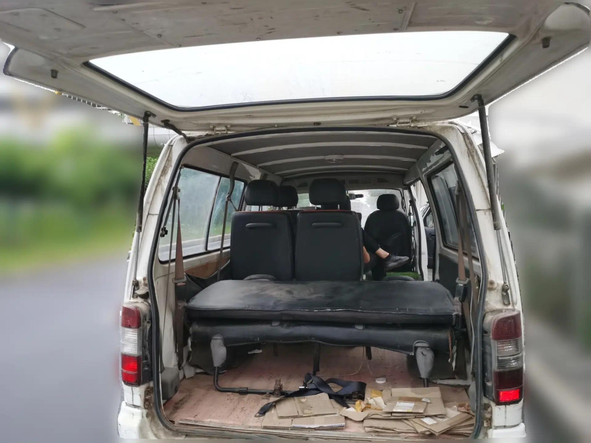 Jinbei Hiace 2011 2.0L 5th Generation Kuaiyunwang Luxury Edition 4G19 — миниатюра 20