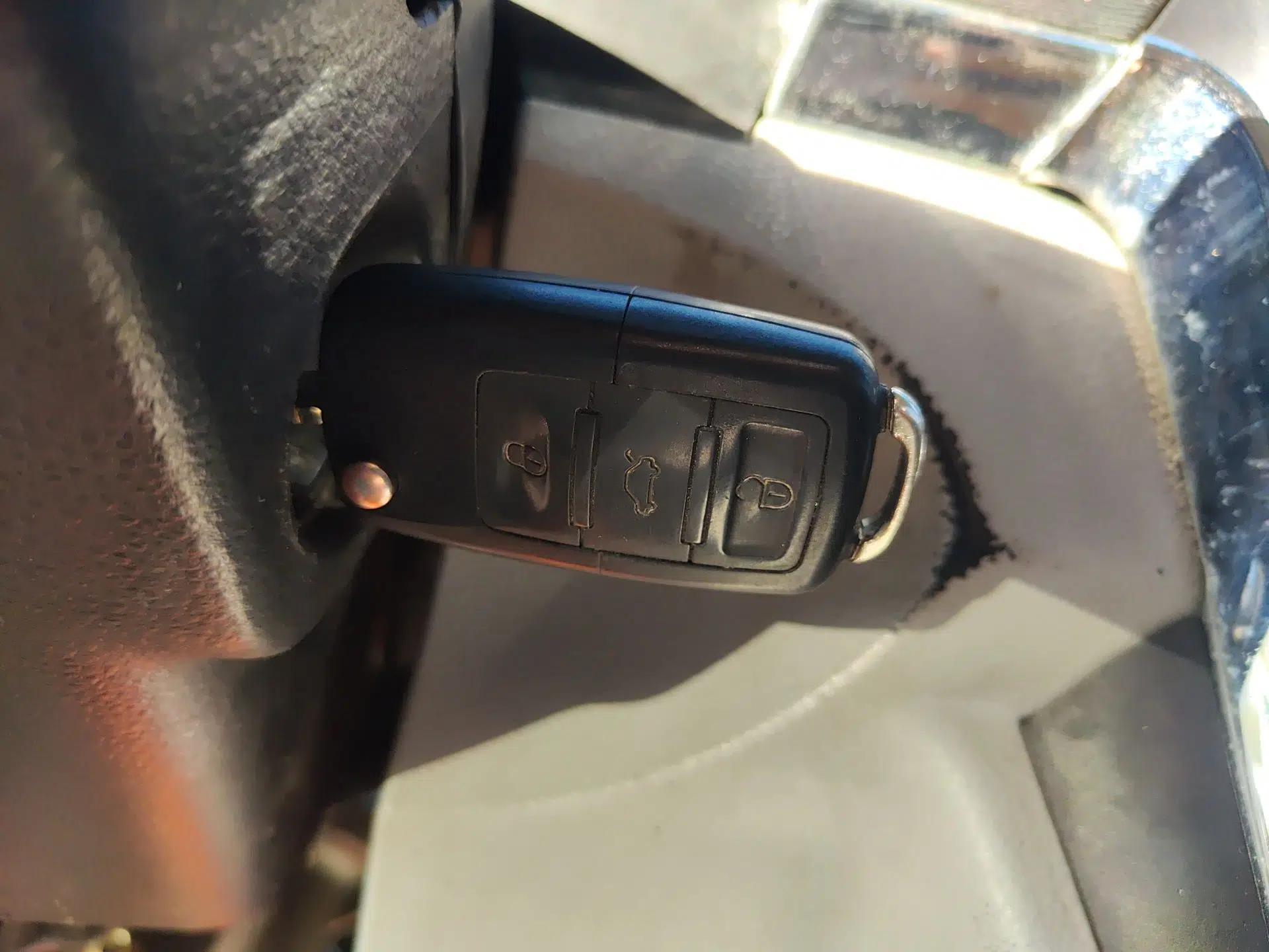 Jinbei New Hiace X30L 2016 1.5L Business Edition Van DLCG14 — миниатюра 9