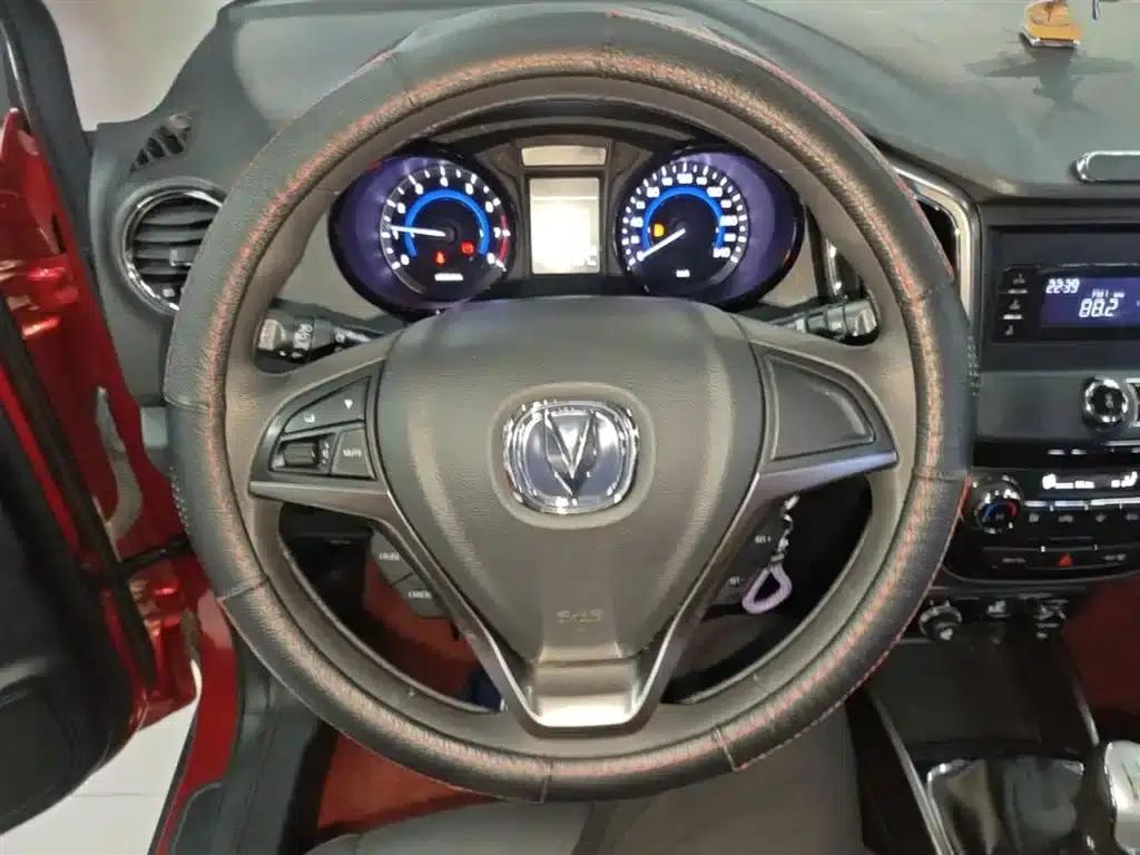 Changan CS15 2016 1.5L Manual Fashion Edition — миниатюра 11