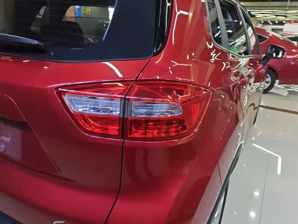 Changan CS15 2016 1.5L Manual Fashion Edition — миниатюра 8