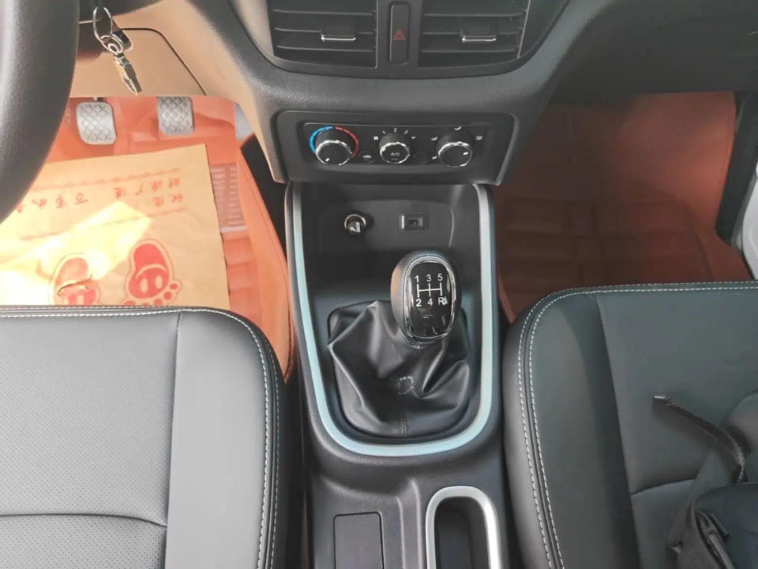 Jinbei Gold Hiace M Classic 2024 1.5L Travel Lion Passenger Van 7 Seats — миниатюра 17