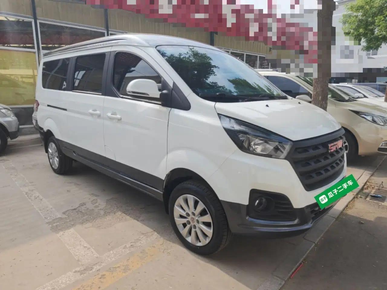 Jinbei Gold Hiace M Classic 2024 1.5L Travel Lion Passenger Van 7 Seats — миниатюра 3