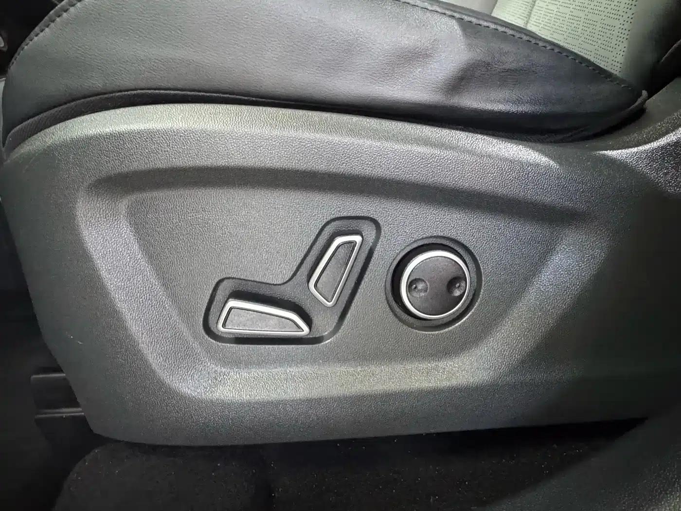 Changan Oushang Z6 2023 Blue Whale 1.5T DCT Smart Navigation Edition — миниатюра 27