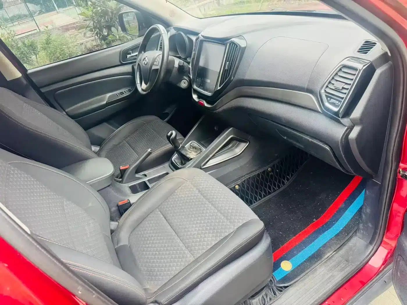 Changan Oushang CX70 2016 1.6L Manual Comfort Model — миниатюра 11