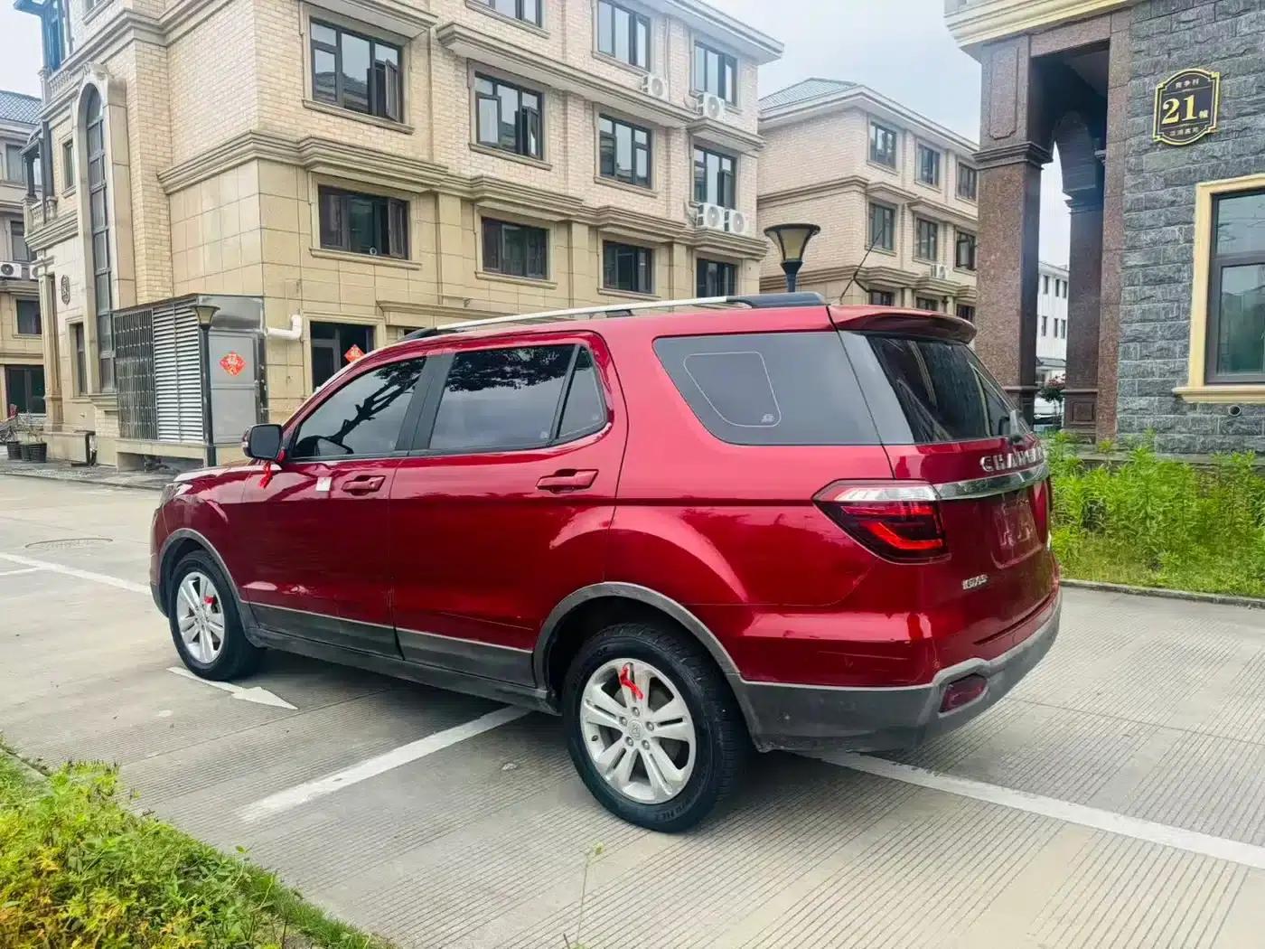 Changan Oushang CX70 2016 1.6L Manual Comfort Model — миниатюра 4