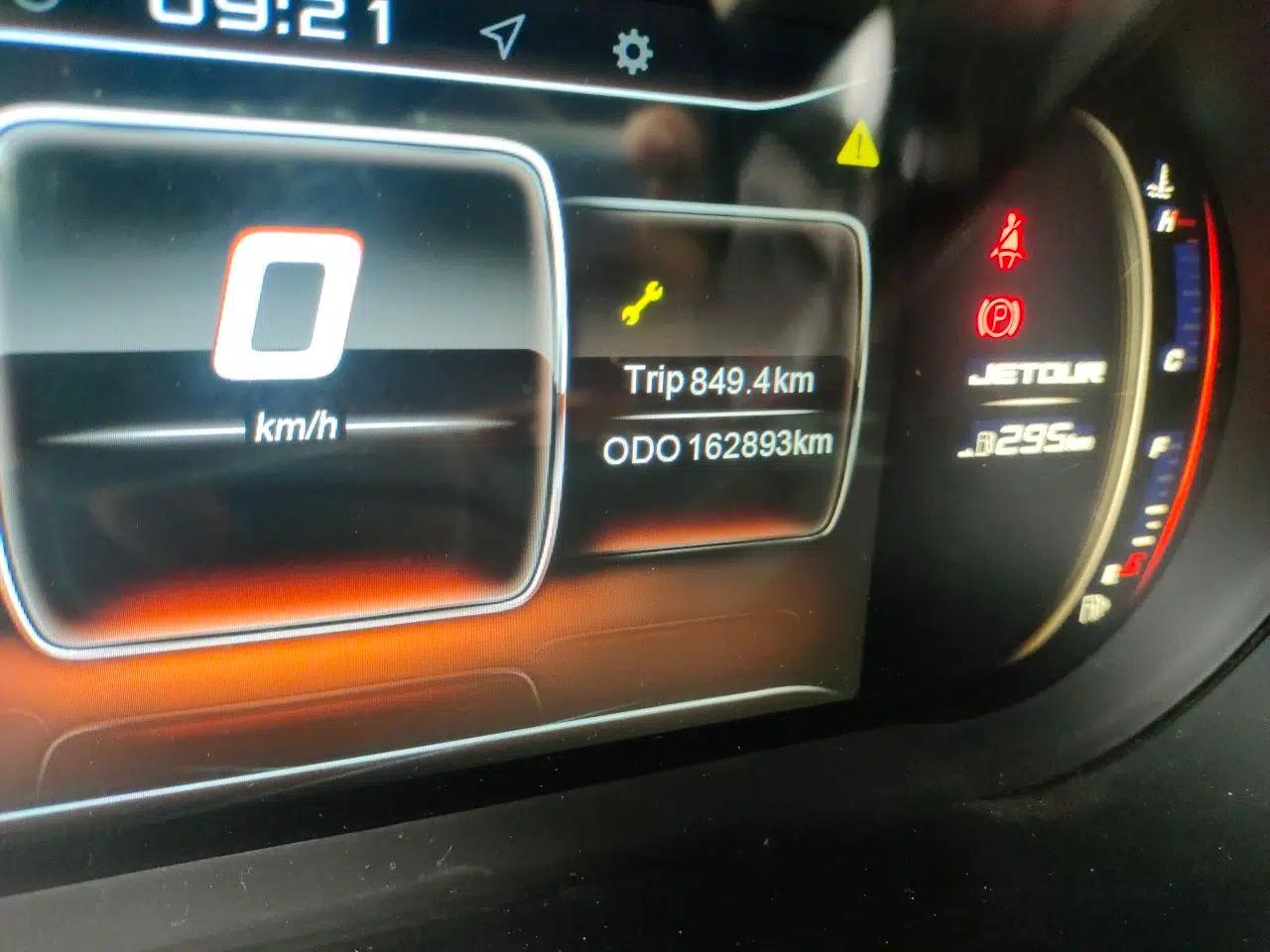 JETOUR X70 2020 1.5T Manual EnjoyDrive Edition 5 Seats — миниатюра 13