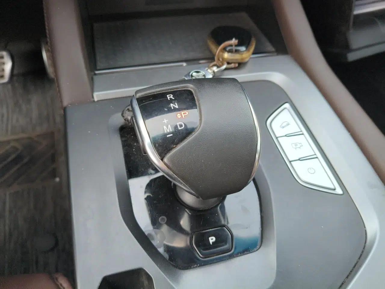JETOUR X90 2023 Zilong 2.0T DCT Wushen Edition 7-Seater — миниатюра 15