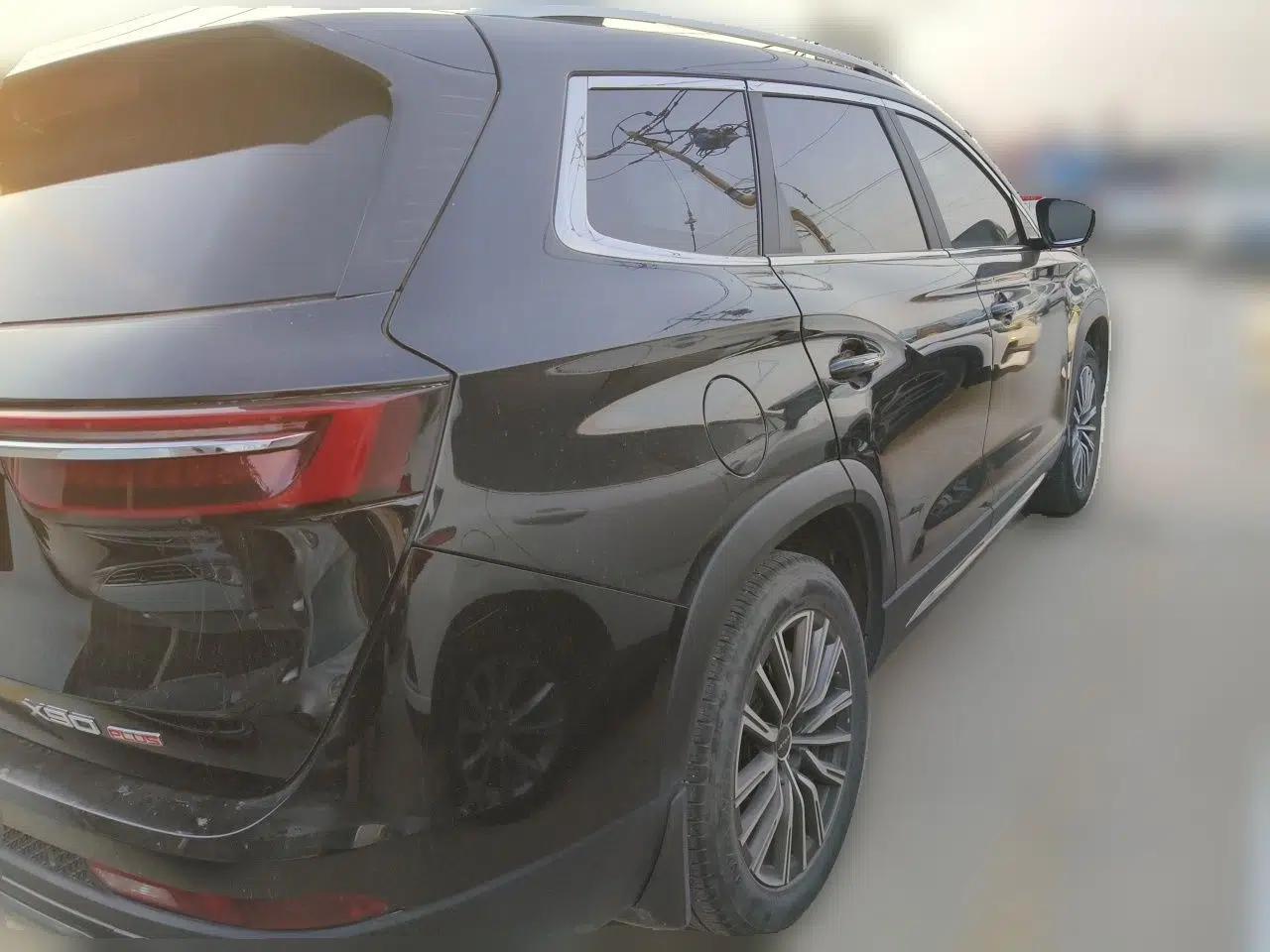 JETOUR X90 2023 Zilong 2.0T DCT Wushen Edition 7-Seater — миниатюра 6
