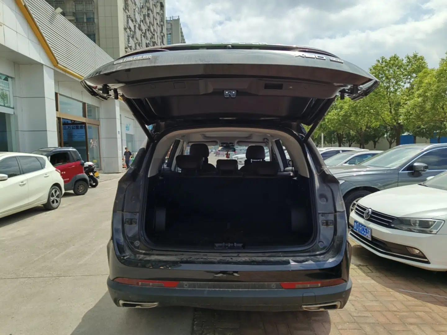JETOUR X90 PRO 2024 1.6T DCT Elite Edition 5 Seats — миниатюра 22