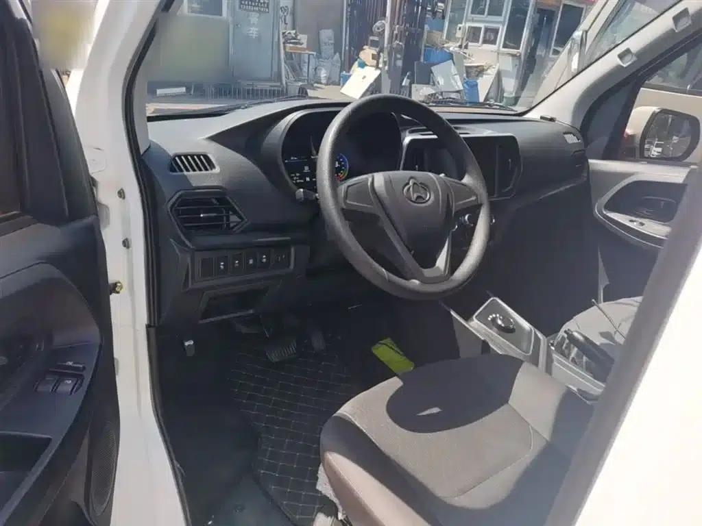 Changan Ruixing EM80 2025 Passenger Edition Comfort Model 6 Seats 300km/h Hatchback — миниатюра 10
