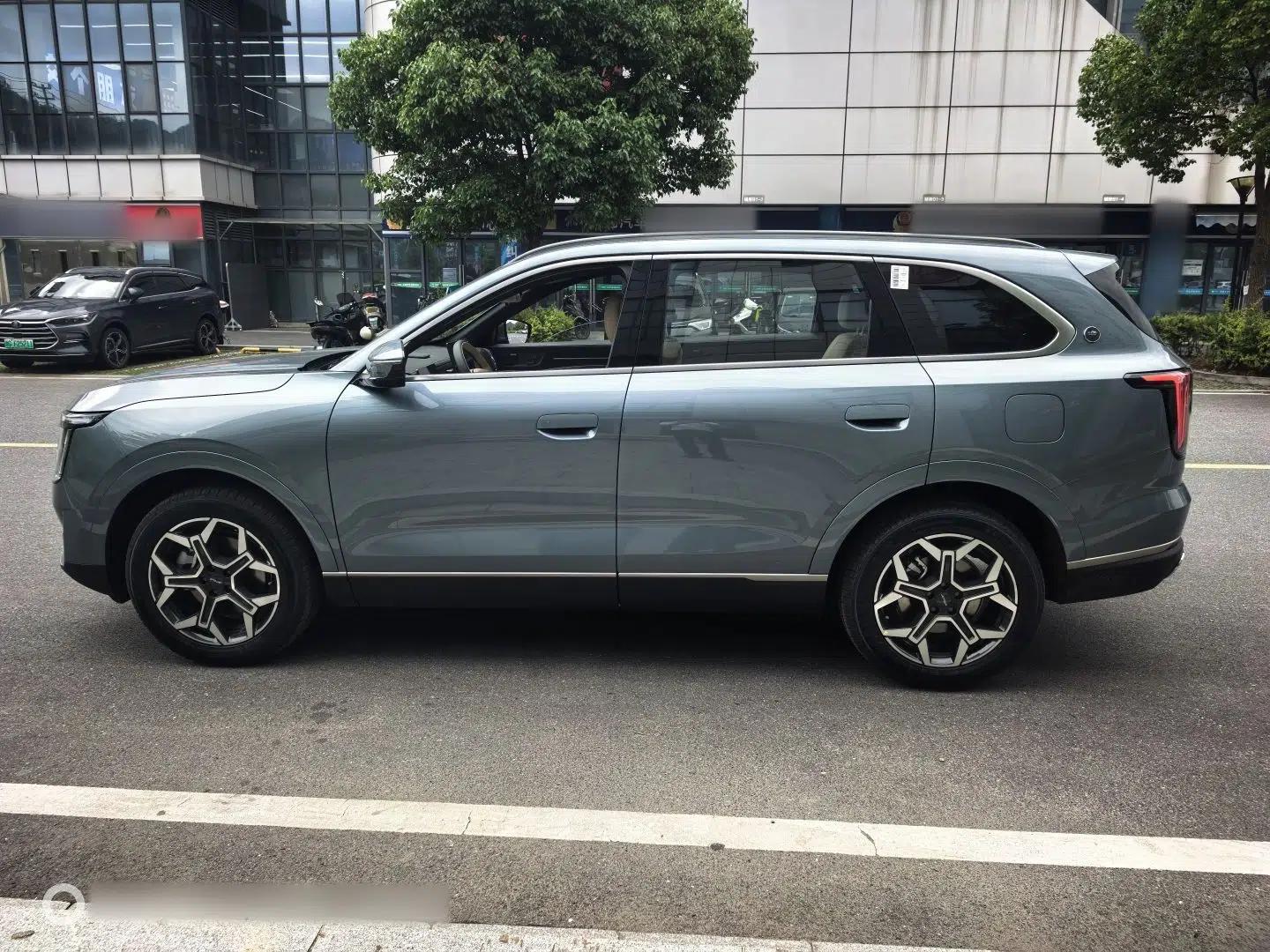 JETOUR X70L 2026 Model—1.5TD Dual-Clutch Luxury, 7-seater — миниатюра 3