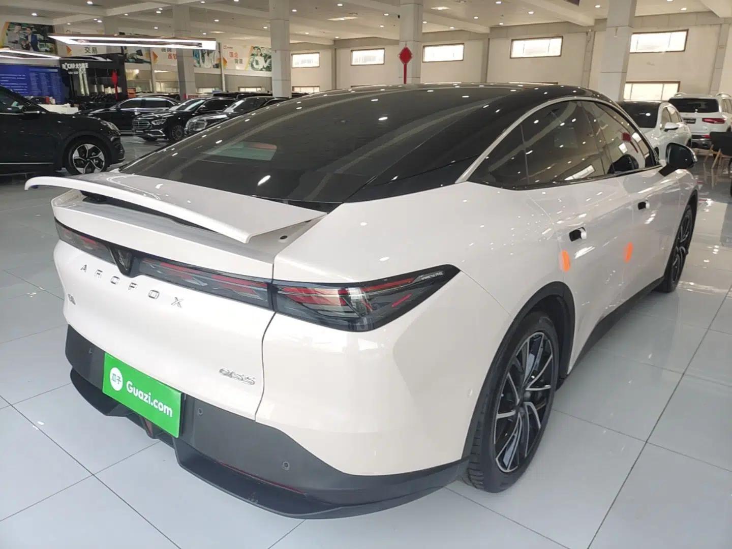 ARCFOX Alpha S5 2024 560MAX 185kW — миниатюра 6