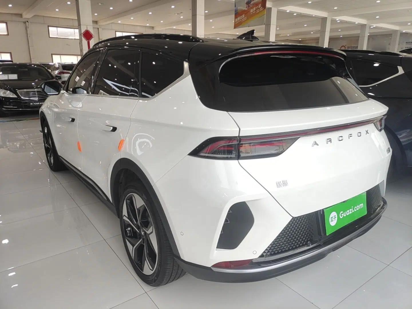 ARCFOX Alpha T 2024 688E+ Forest Edition PRO 160kW — миниатюра 4