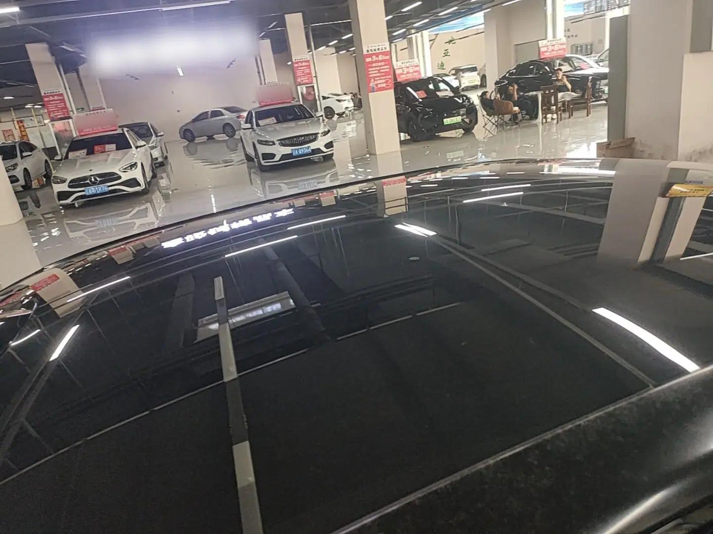 Zeekr 007 2024 Four-Wheel Drive Intelligent Driving Version 100 kWh — миниатюра 11