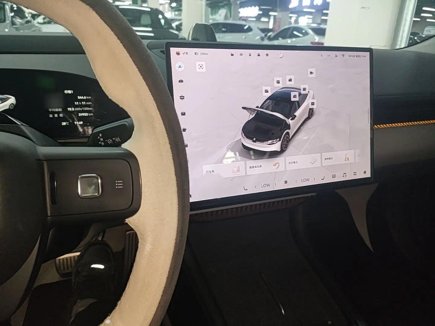 Zeekr 007 2024 Four-Wheel Drive Intelligent Driving Version 100 kWh — миниатюра 13