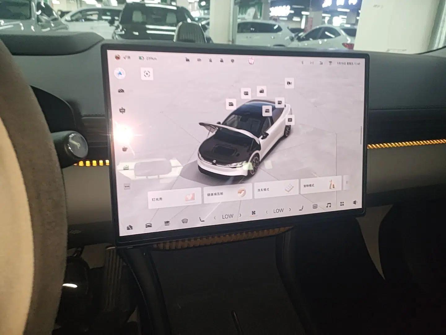 Zeekr 007 2024 Four-Wheel Drive Intelligent Driving Version 100 kWh — миниатюра 16