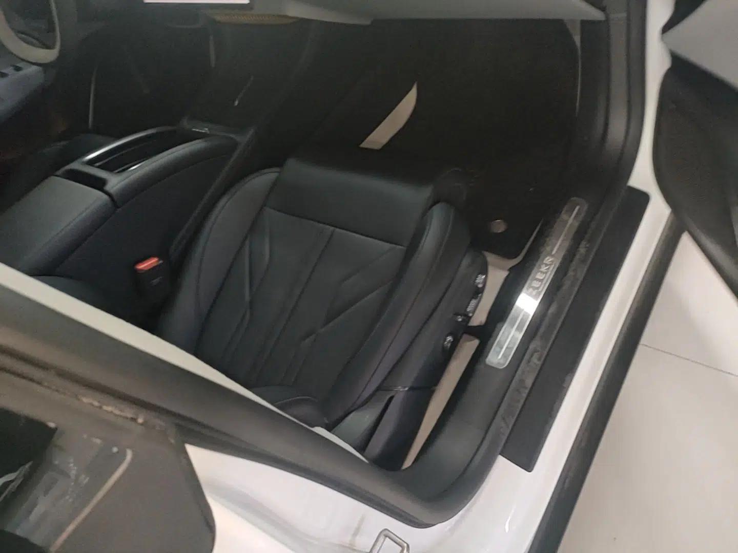 Zeekr 007 2024 Four-Wheel Drive Intelligent Driving Version 100 kWh — миниатюра 23