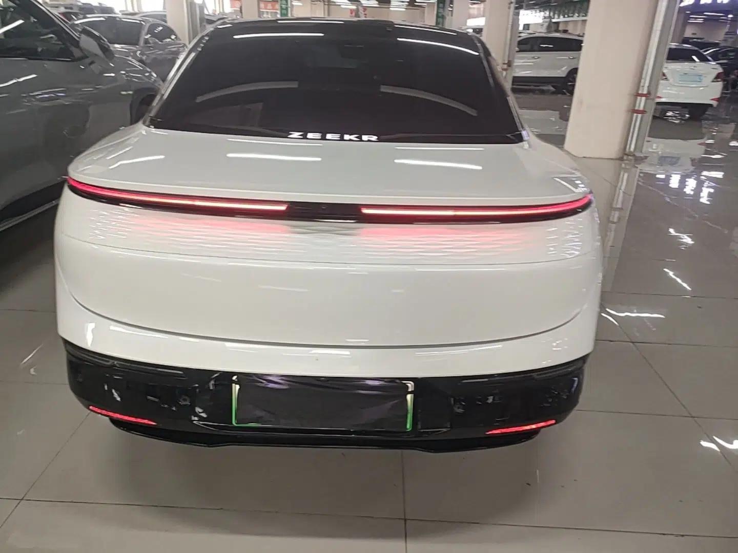 Zeekr 007 2024 Four-Wheel Drive Intelligent Driving Version 100 kWh — миниатюра 5
